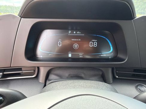 New 2026 Hyundai Elantra Sport FWD image 27