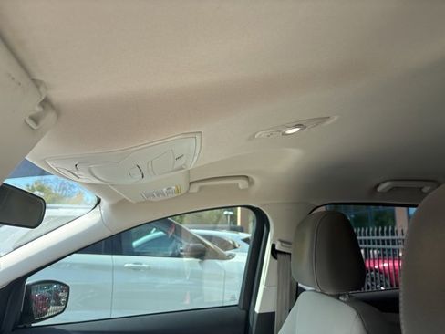 Used 2014 Ford Escape SE image 11