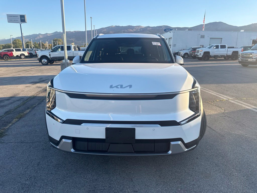 Used 2024 Kia EV9 Wind AWD/4WD image 15