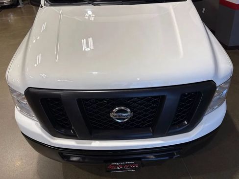Used 2018 Nissan NV 2500 S RWD image 48