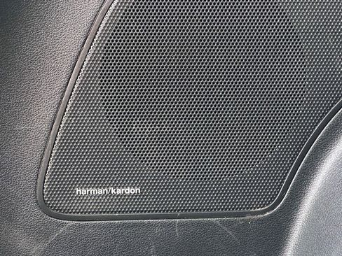 Used 2023 Hyundai Santa Fe Limited AWD/4WD image 14