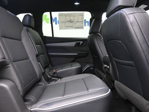 New 2026 Buick Enclave Sport Touring w/ Power Package image 8