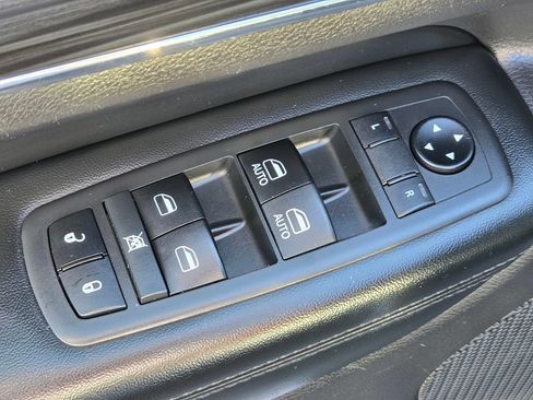 Used 2019 Jeep Grand Cherokee Limited w/ Luxury Group II AWD/4WD image 23