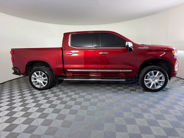 Used 2024 Chevrolet Silverado 1500 High Country w/ High Country Premium Package AWD/4WD image 5