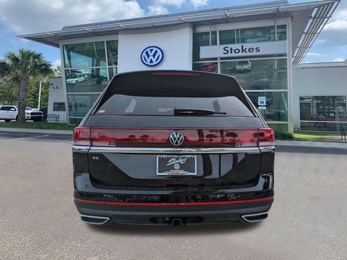 New 2026 Volkswagen Atlas SE FWD image 5