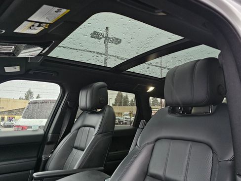 Used 2022 Land Rover Range Rover Sport HSE Silver Edition image 22