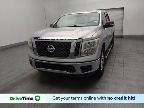 Used 2018 Nissan Titan SV RWD image 1
