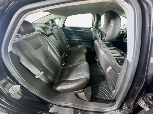 Used 2014 Ford Fusion Titanium image 24