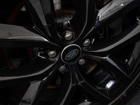 Used 2024 Land Rover Range Rover Velar Dynamic SE image 8