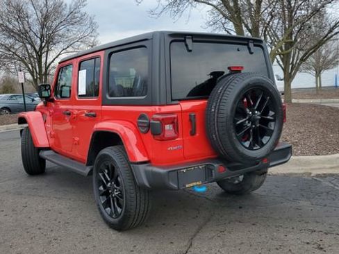 Certified 2023 Jeep Wrangler Unlimited Sahara w/ Cold Weather Group image 26