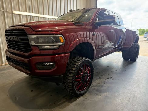 Used 2022 RAM 3500 Laramie w/ Night Edition AWD/4WD image 3