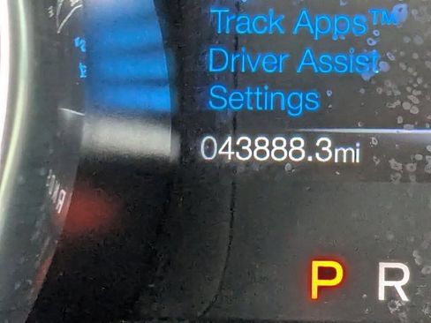 Used 2019 Ford Mustang Convertible w/ Equipment Group 101A image 10