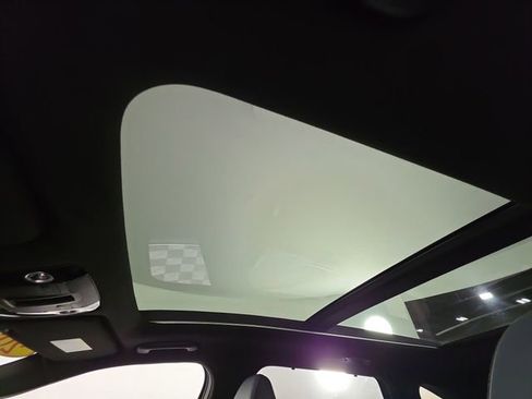 Certified 2025 Kia Sorento SX Prestige image 34