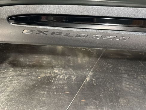 Used 2023 Ford Explorer ST w/ Equipment Group 401A image 15