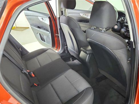 Used 2023 Kia Forte LXS w/ LXS Technology Package image 32