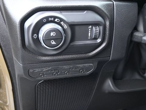 New 2026 Jeep Gladiator Sport AWD/4WD image 21