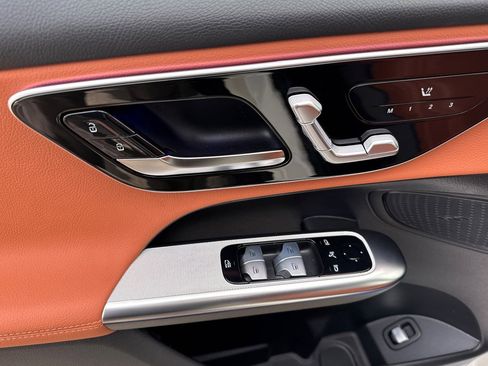 Used 2025 Mercedes-Benz GLC 300 GLC 300 Coupe image 25