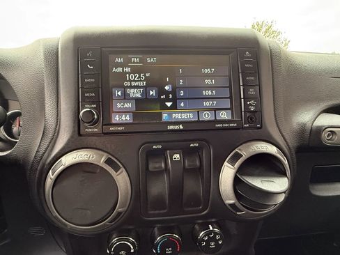 Used 2016 Jeep Wrangler Sport w/ Quick Order Package 24S image 24