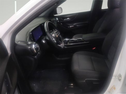 Used 2025 Chevrolet Equinox LT image 20