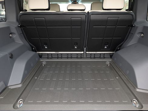 New 2026 INEOS Grenadier image 20