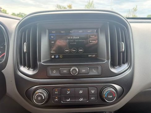 Used 2019 Chevrolet Colorado W/T w/ WT Convenience Package RWD image 25