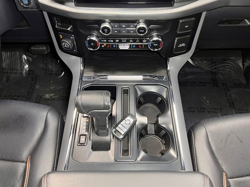 Used 2024 Ford F150 Lariat w/ FX4 Off-Road Package image 16