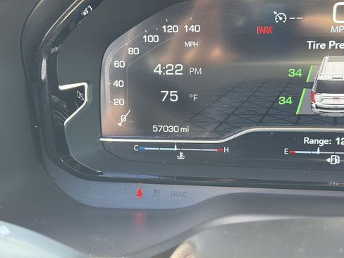Used 2024 GMC Yukon Denali RWD image 11