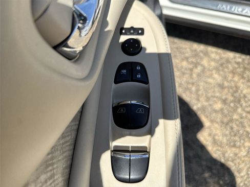 Used 2020 Nissan Murano SL w/ Cargo Package FWD image 13