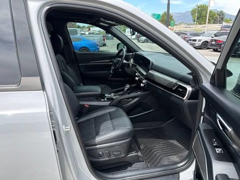Certified 2025 Kia Telluride EX X-Line AWD/4WD image 37