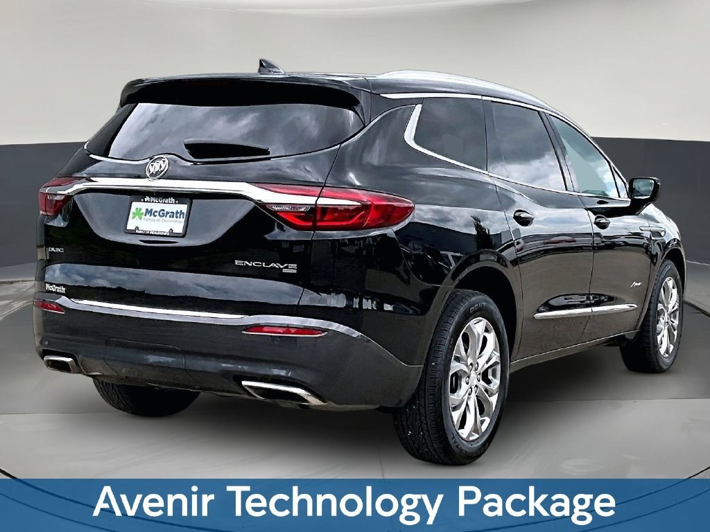 Used 2018 Buick Enclave Avenir w/ Avenir Technology Package AWD/4WD image 8