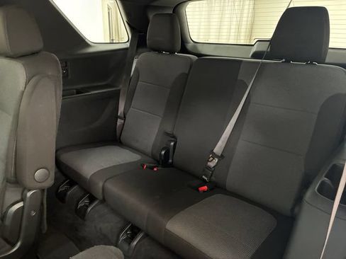 Certified 2023 Chevrolet Traverse LT AWD/4WD image 18