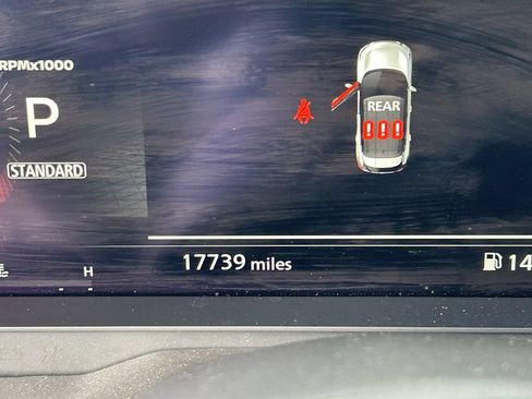 Used 2024 Nissan Rogue SL FWD image 36