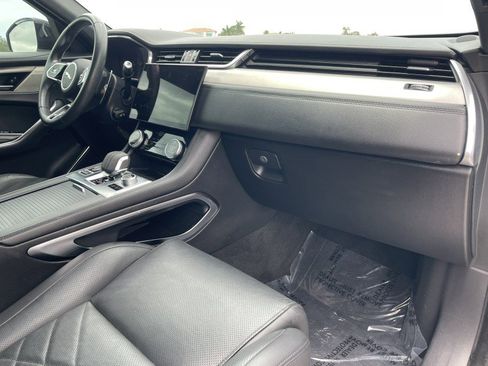 Used 2023 Jaguar F-PACE S AWD/4WD image 8