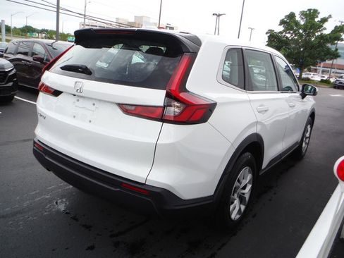 Used 2023 Honda CR-V LX image 6