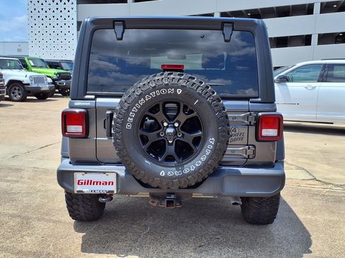 Used 2021 Jeep Wrangler Sport AWD/4WD image 23