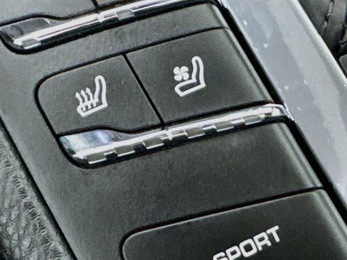 Used 2018 Porsche Macan S AWD/4WD image 24