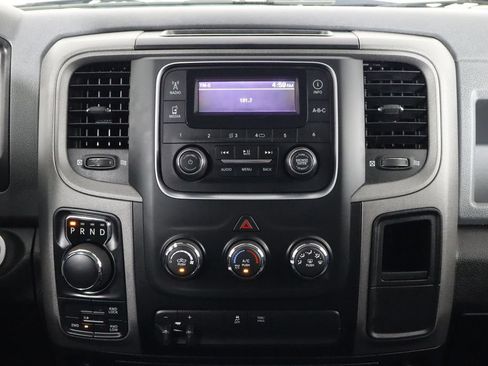 Used 2019 RAM 1500 Tradesman AWD/4WD image 25