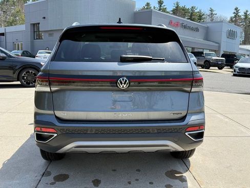 New 2026 Volkswagen Taos SE AWD/4WD image 13