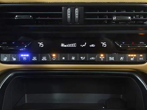 Used 2024 MAZDA CX-90 3.3 Turbo S w/ Premium Plus image 34