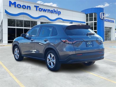 Used 2025 Honda HR-V LX image 4