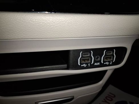 Used 2023 Chrysler Voyager LX FWD image 26