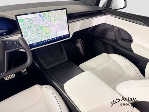 Used 2022 Tesla Model X Plaid AWD/4WD image 30