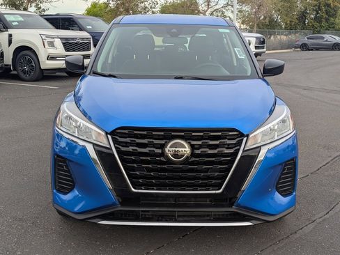 Certified 2021 Nissan Kicks S image 9