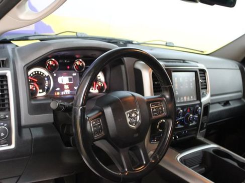 Used 2016 RAM 1500 Classic SLT w/ SLT Plus D←cor Group AWD/4WD image 14