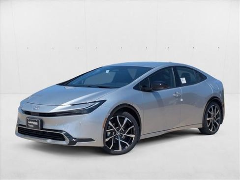 New 2026 Toyota Prius Plug-In Hybrid image 1