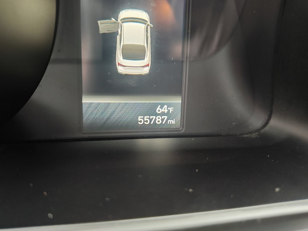 Used 2023 Hyundai Elantra SEL FWD image 19