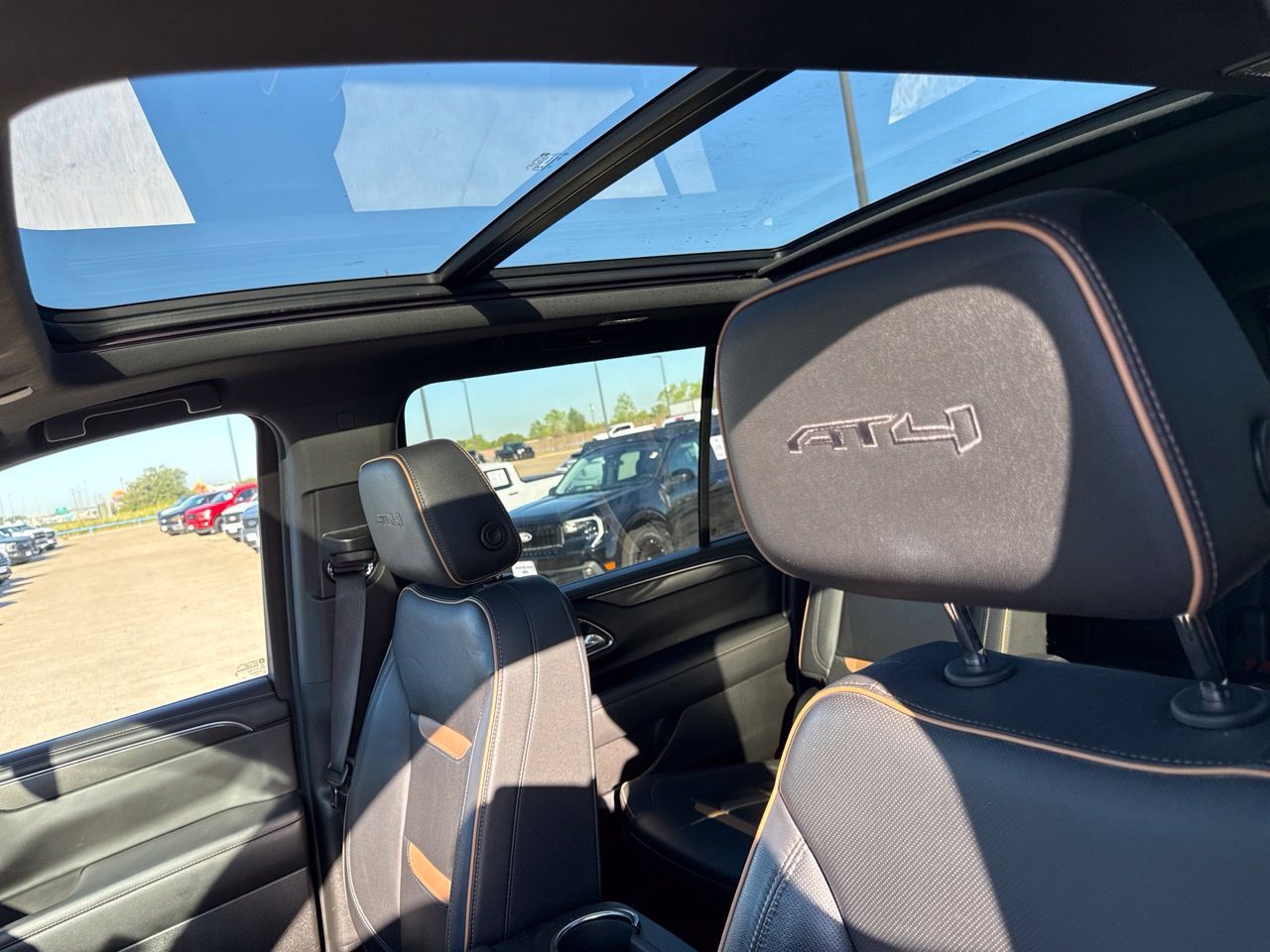 Used 2022 GMC Yukon XL AT4 w/ Max Trailering Package AWD/4WD image 21