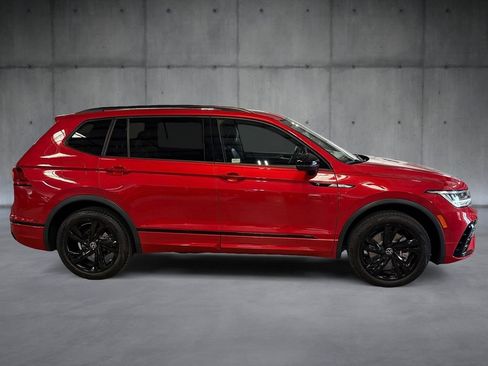 Used 2024 Volkswagen Tiguan SE R-Line AWD/4WD image 6