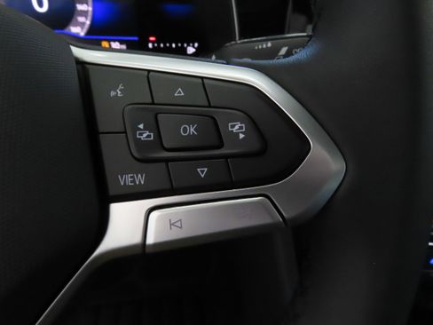 New 2026 Volkswagen Jetta SE FWD image 14