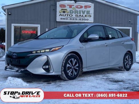 Used 2018 Toyota Prius Prime Advanced image 1